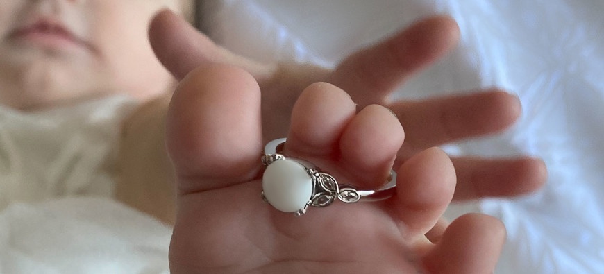 The Story Behind Breastmilk Jewelry optimized